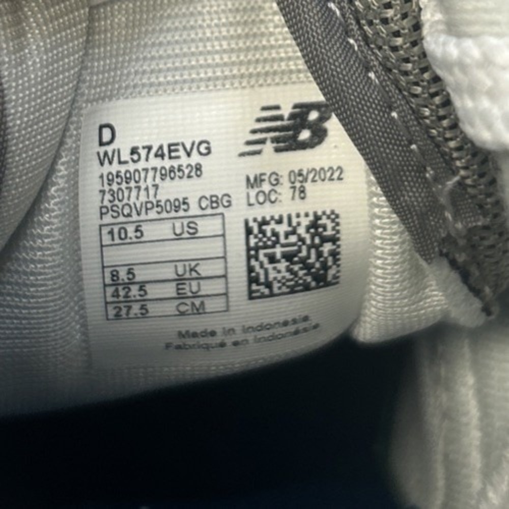 New‎ Balance 574 Core Grey  Women's Sz 10.5 D Wide WL574EVG Classic Suede NIB - Picture 9 of 11